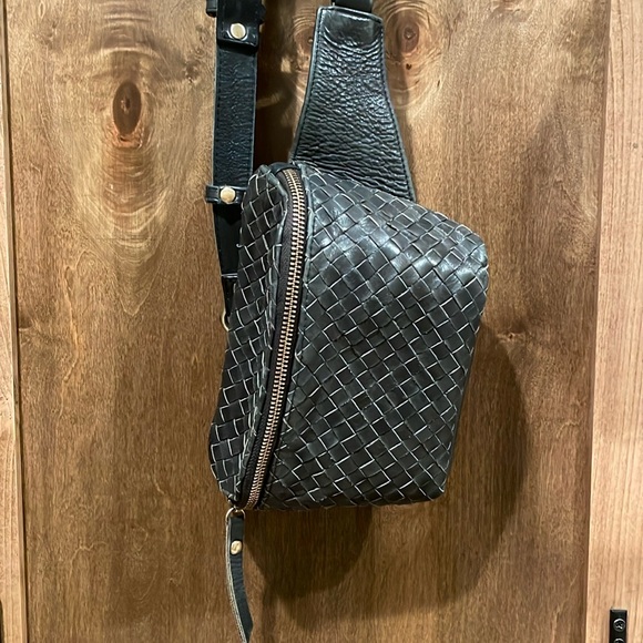 Mandrn woven Remy in black